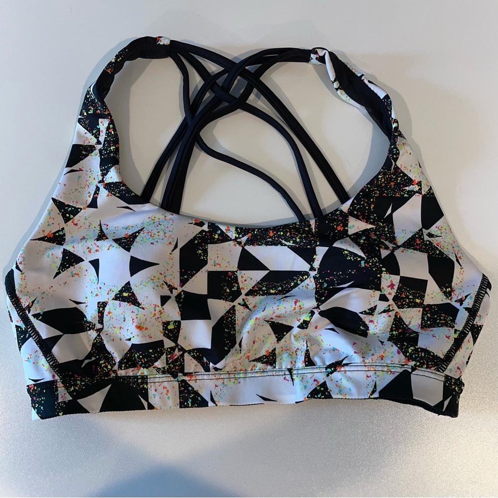 🔥 3 for $15 🔥
Victorias secret sports bra size medium